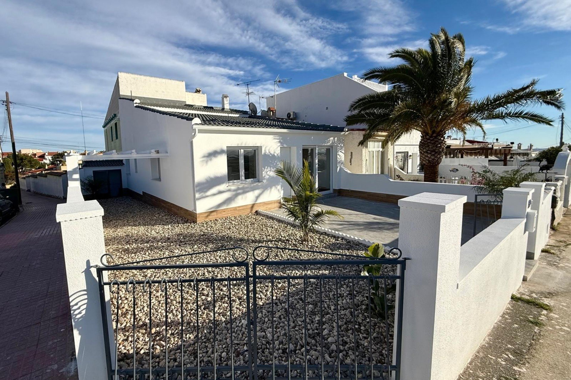 Resale - Semi - Detached Villa -
Ciudad Quesada - Rojales - Rojales