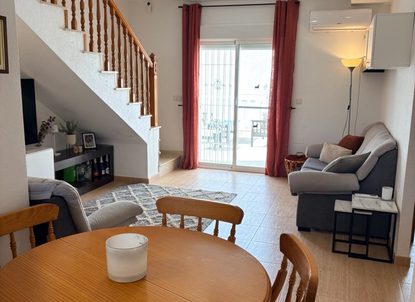 Resale - Semi - Detached Villa -
Ciudad Quesada - Rojales - Urbanización Ciudad Quesada