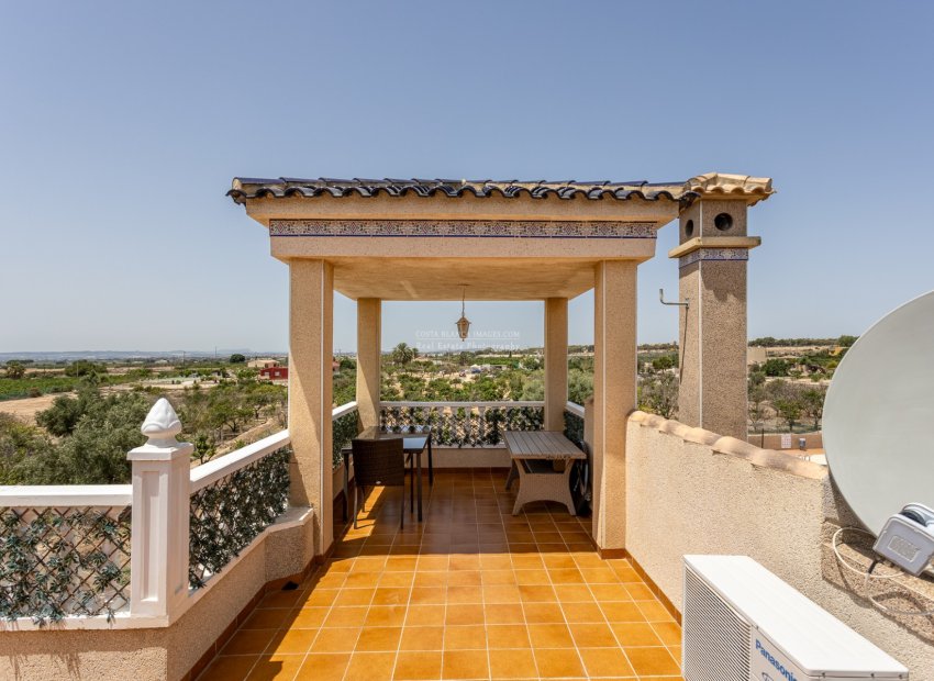 Resale - Semi - Detached Villa -
Guardamar del Segura - El Raso