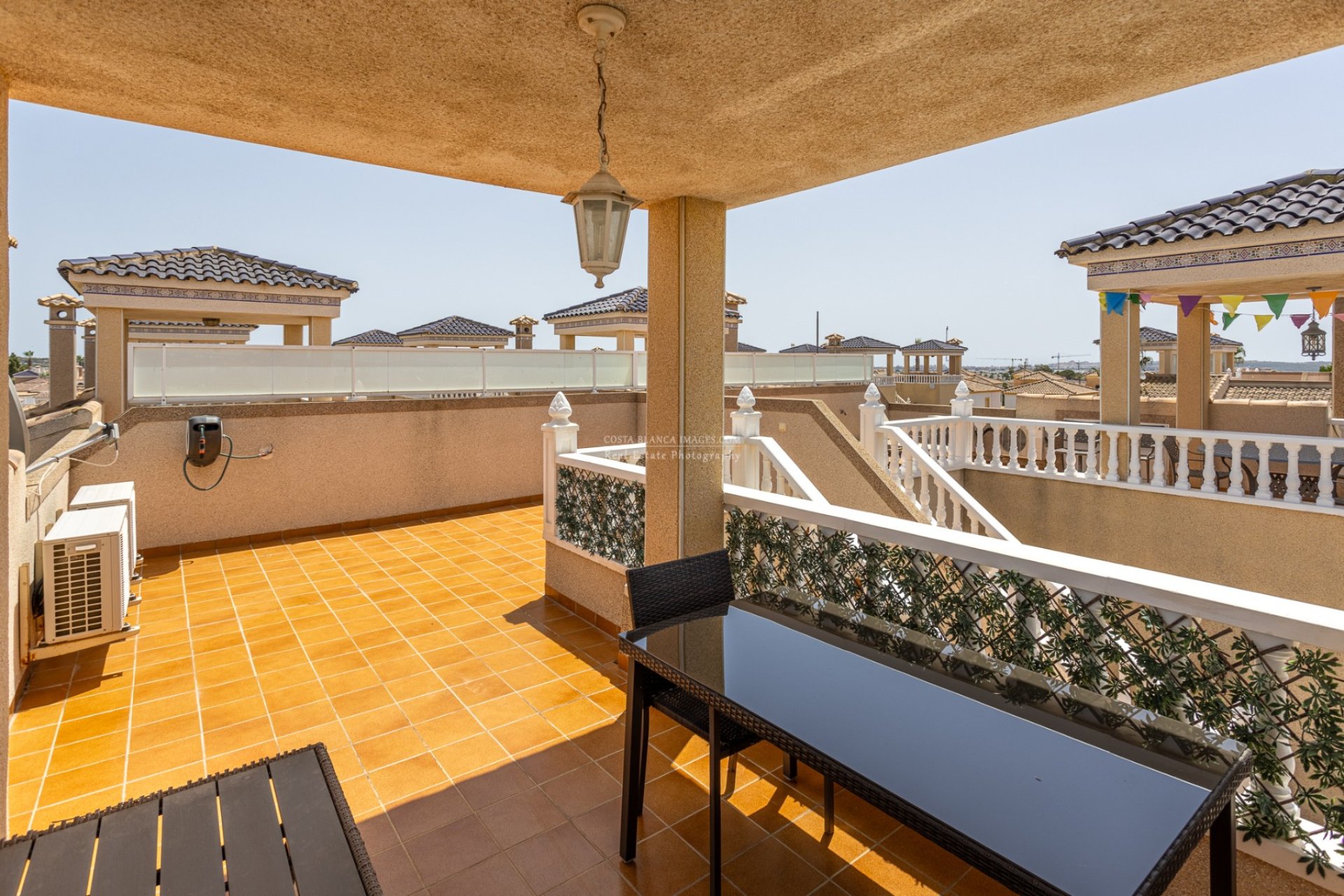 Resale - Semi - Detached Villa -
Guardamar del Segura - El Raso