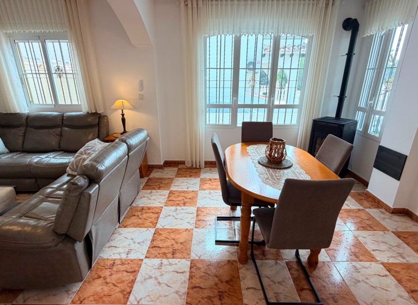Resale - Semi - Detached Villa -
Lomas de Cabo Roig - Orihuela Costa