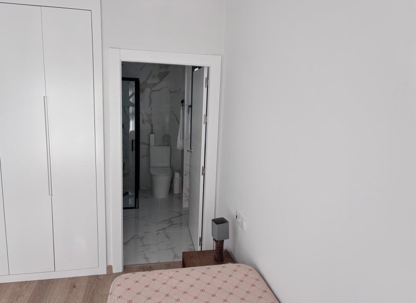 Resale - Semi - Detached Villa -
Los Montesinos - La Herada