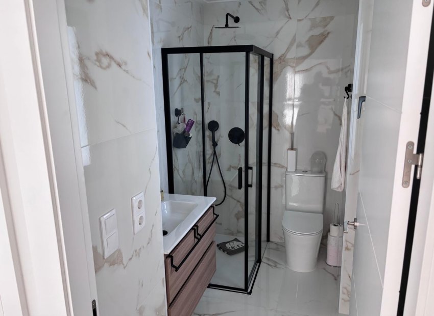 Resale - Semi - Detached Villa -
Los Montesinos - La Herada