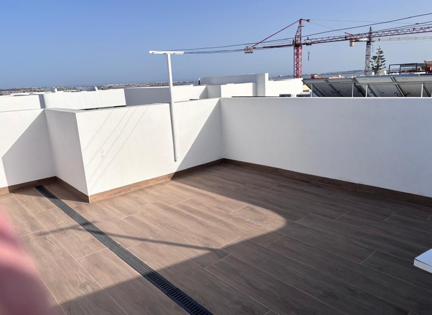 Resale - Semi - Detached Villa -
Los Montesinos - La Herada