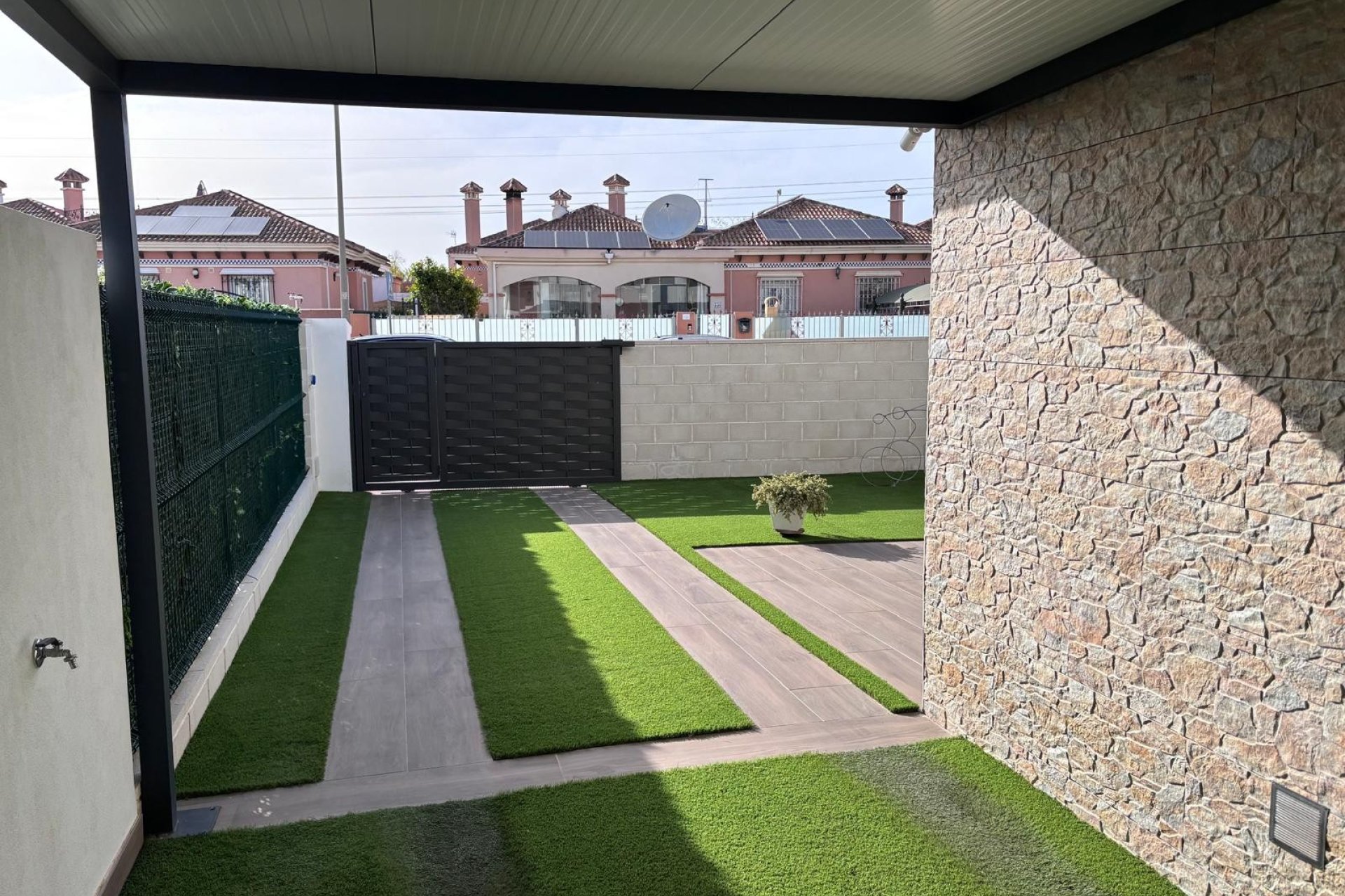 Resale - Semi - Detached Villa -
Los Montesinos - La Herada