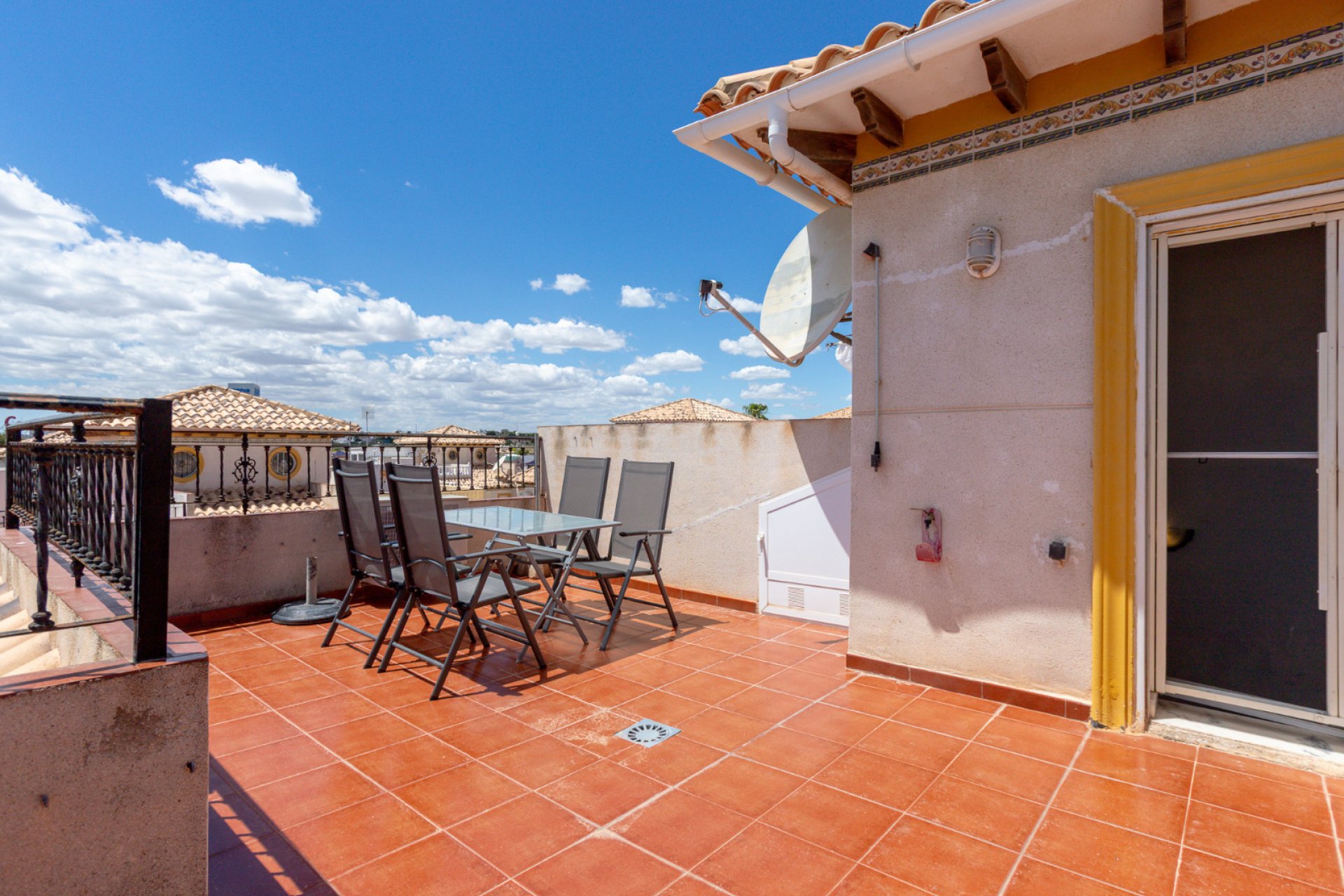 Resale - Semi - Detached Villa -
Orihuela Costa - La Zenia