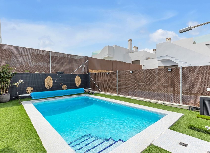 Resale - Semi - Detached Villa -
Orihuela Costa - Vistabella Golf