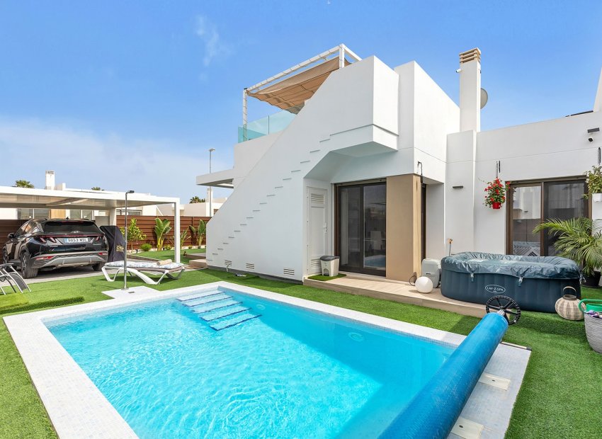 Resale - Semi - Detached Villa -
Orihuela Costa - Vistabella Golf