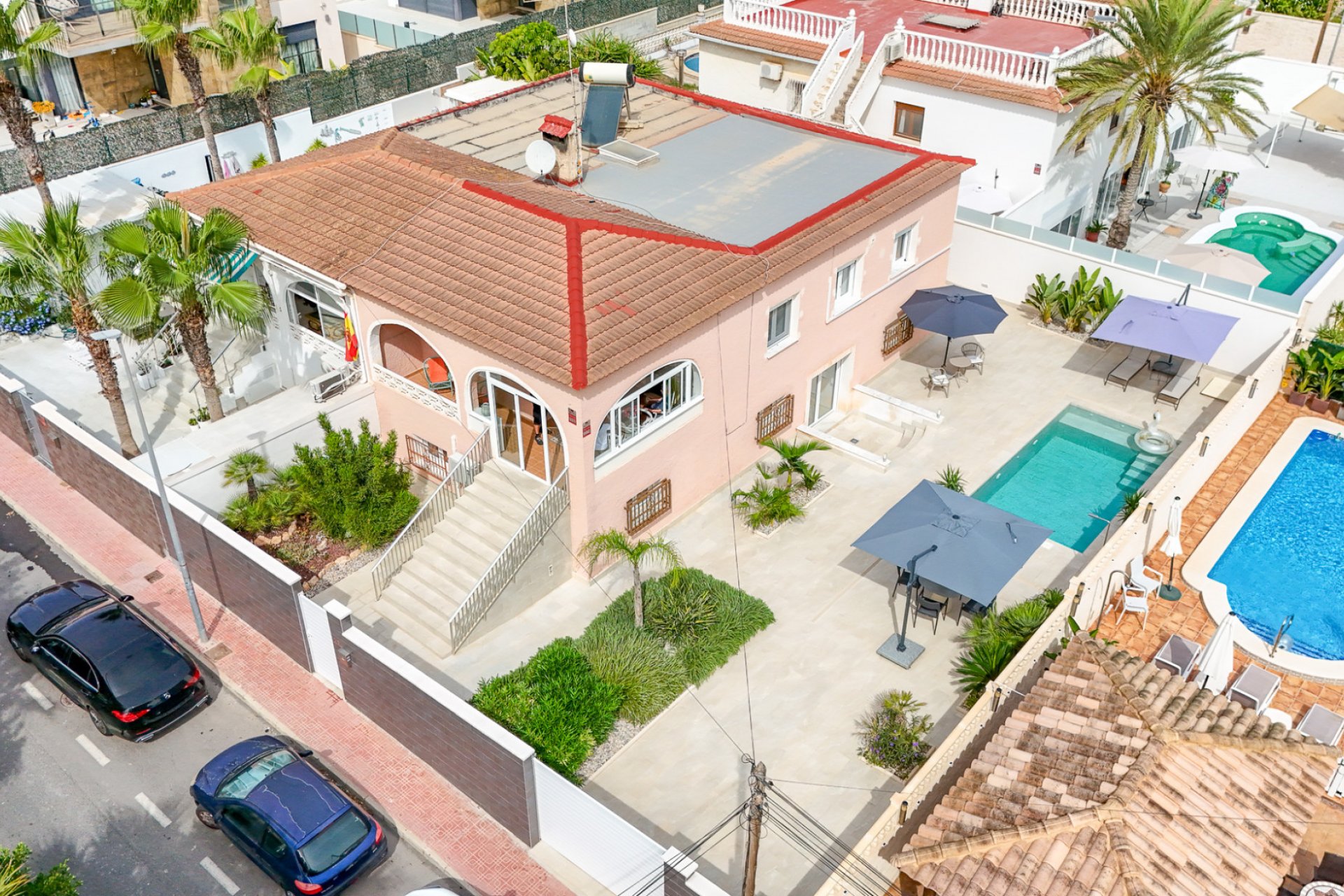 Resale - Semi - Detached Villa -
Punta Prima