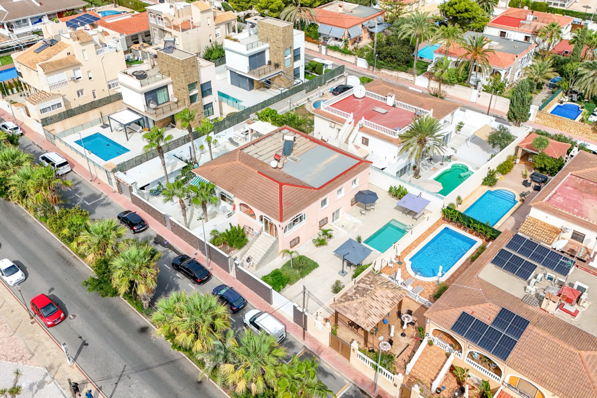 Resale - Semi - Detached Villa -
Punta Prima