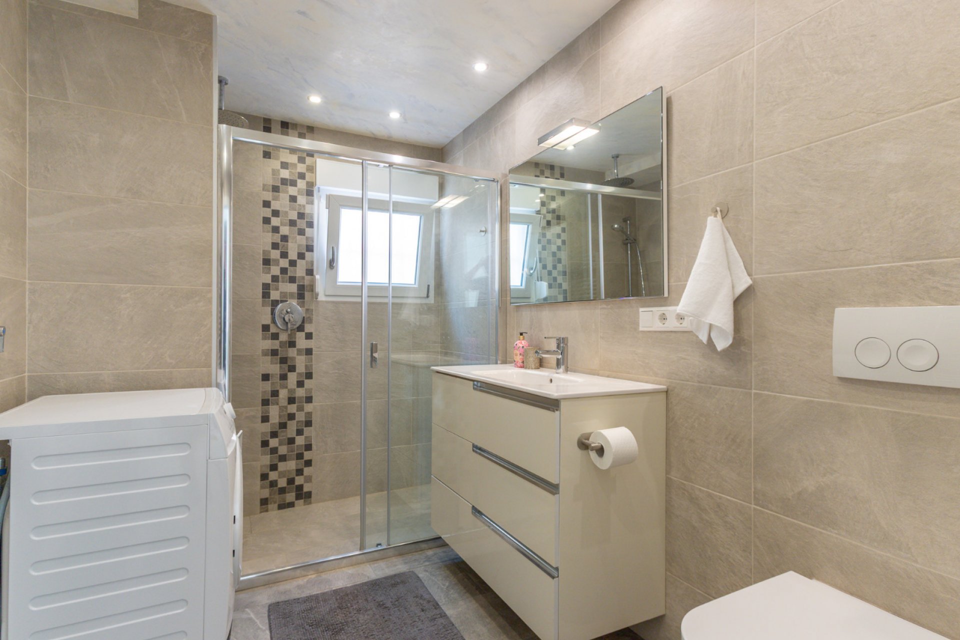 Resale - Semi - Detached Villa -
Punta Prima