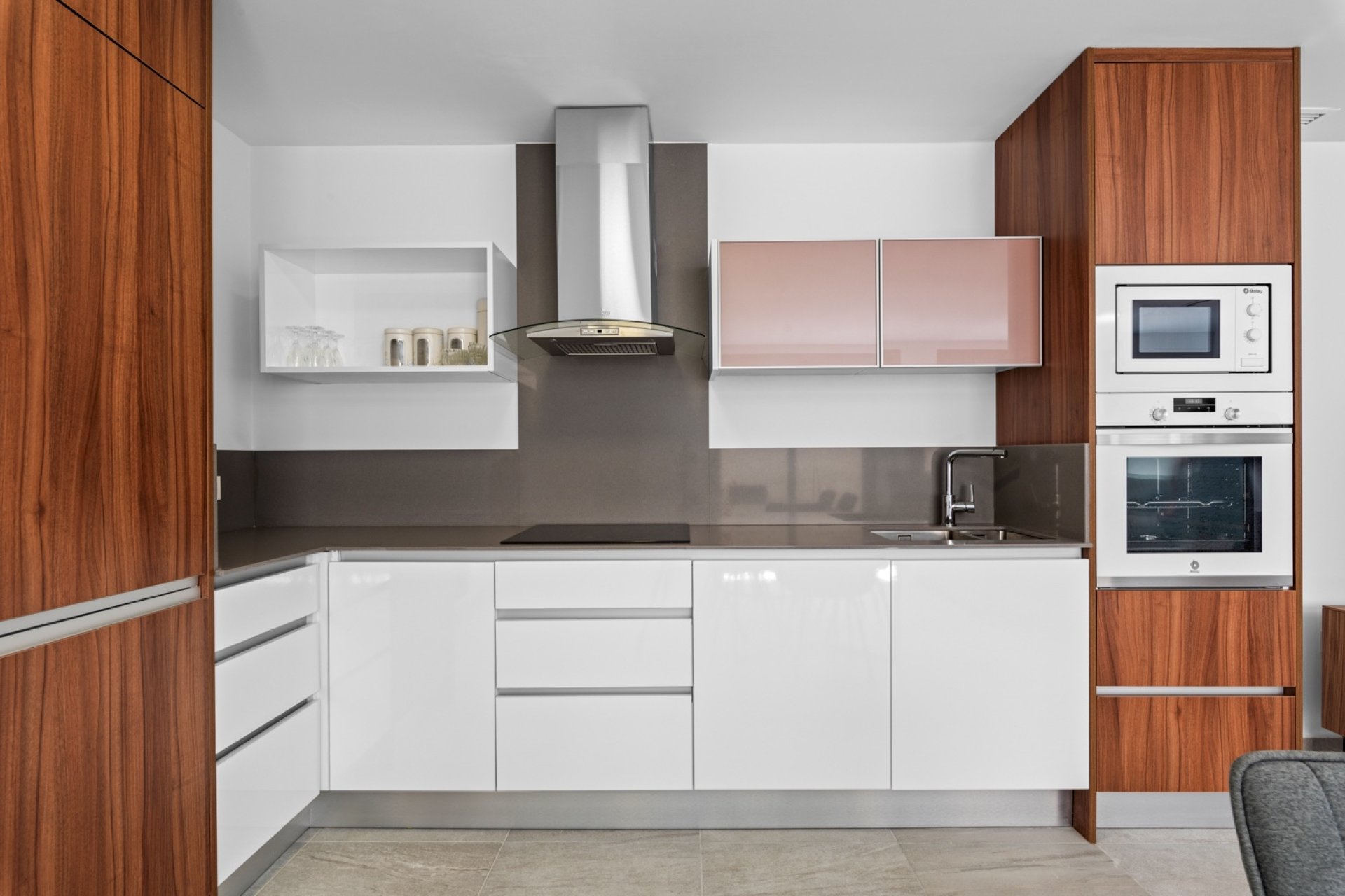 Resale - Semi - Detached Villa -
San Miguel de Salinas - Costa Blanca South