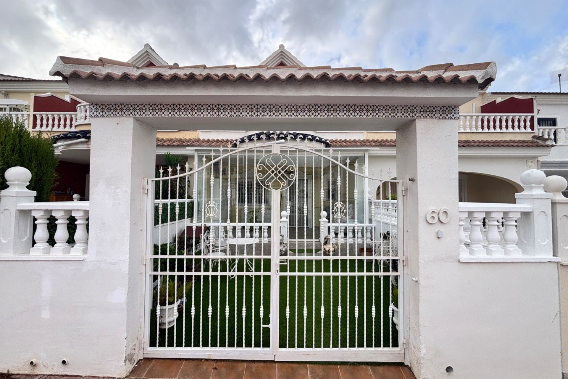 Resale - Town House -
Benijofar - Monte Azul