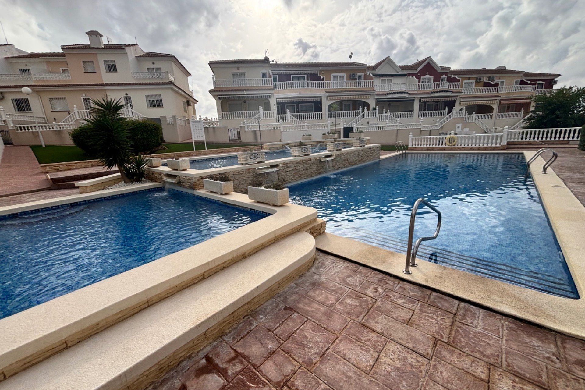 Resale - Town House -
Benijofar - Monte Azul