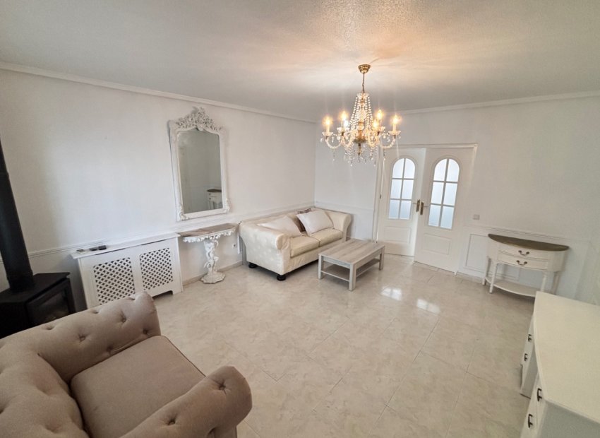 Resale - Town House -
Benijofar - Monte Azul