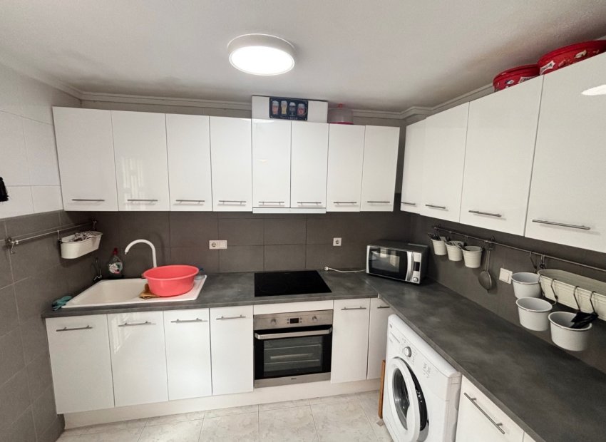 Resale - Town House -
Benijofar - Monte Azul