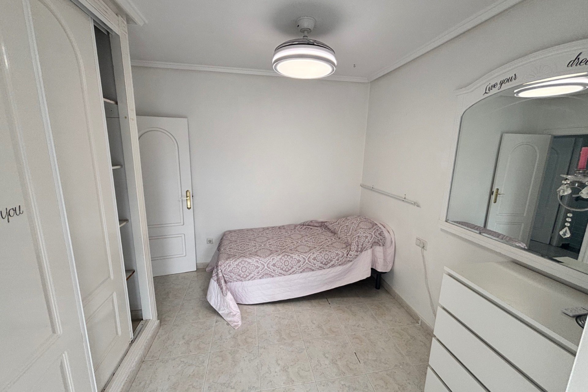 Resale - Town House -
Benijofar - Monte Azul