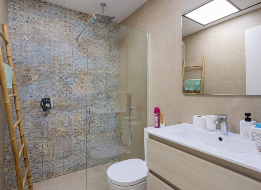 Resale - Town House -
Benijofar