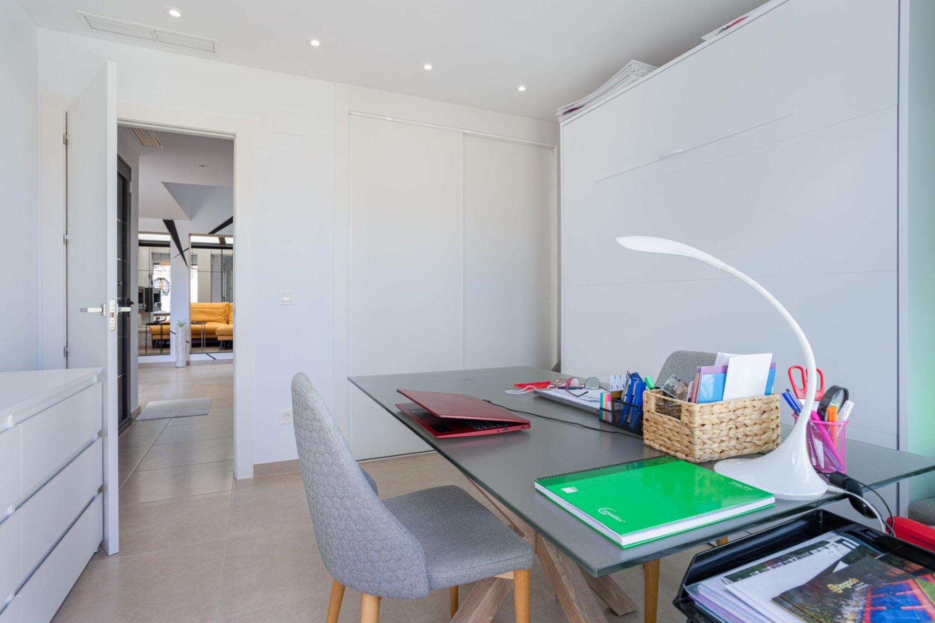 Resale - Town House -
Benijofar