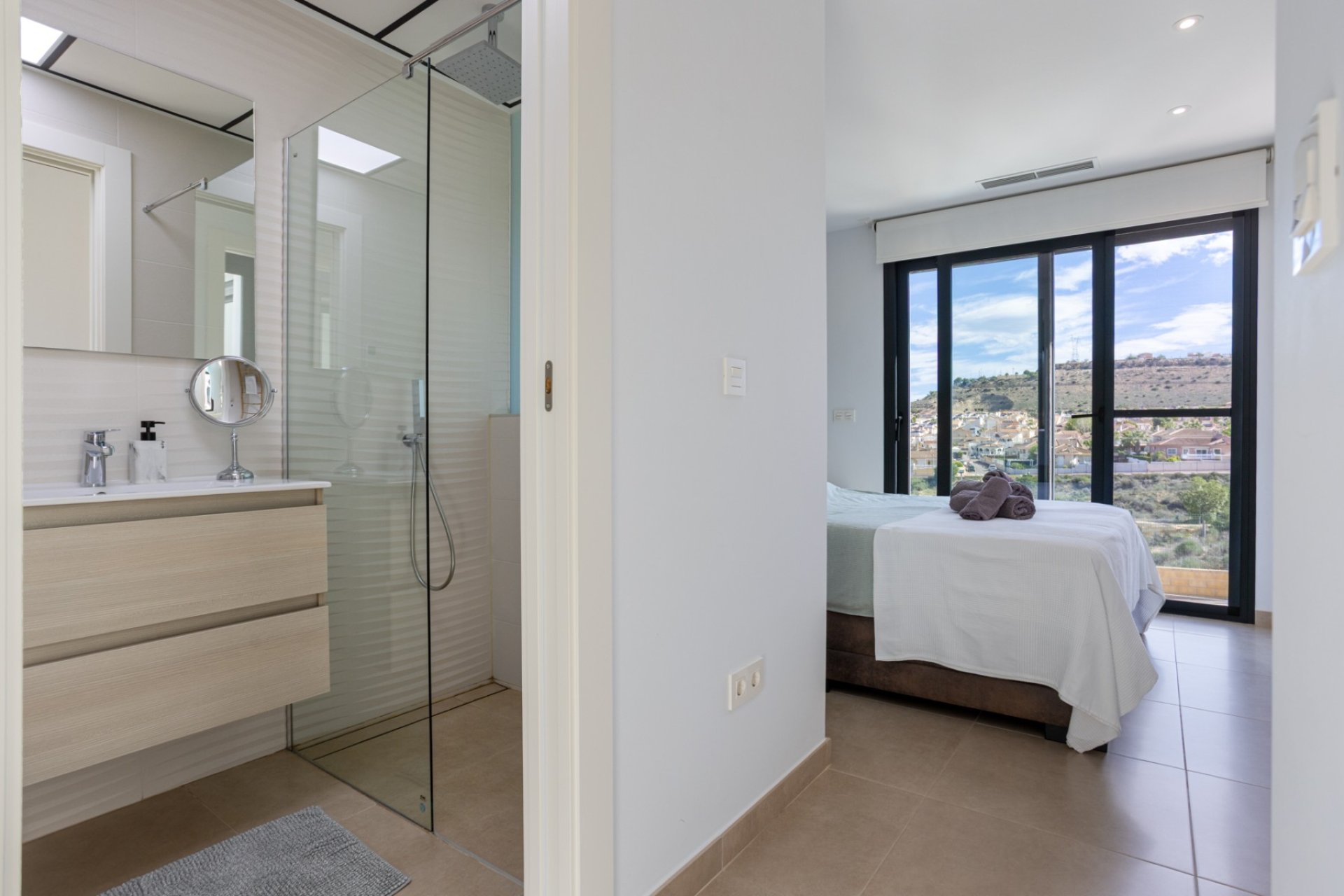 Resale - Town House -
Benijofar