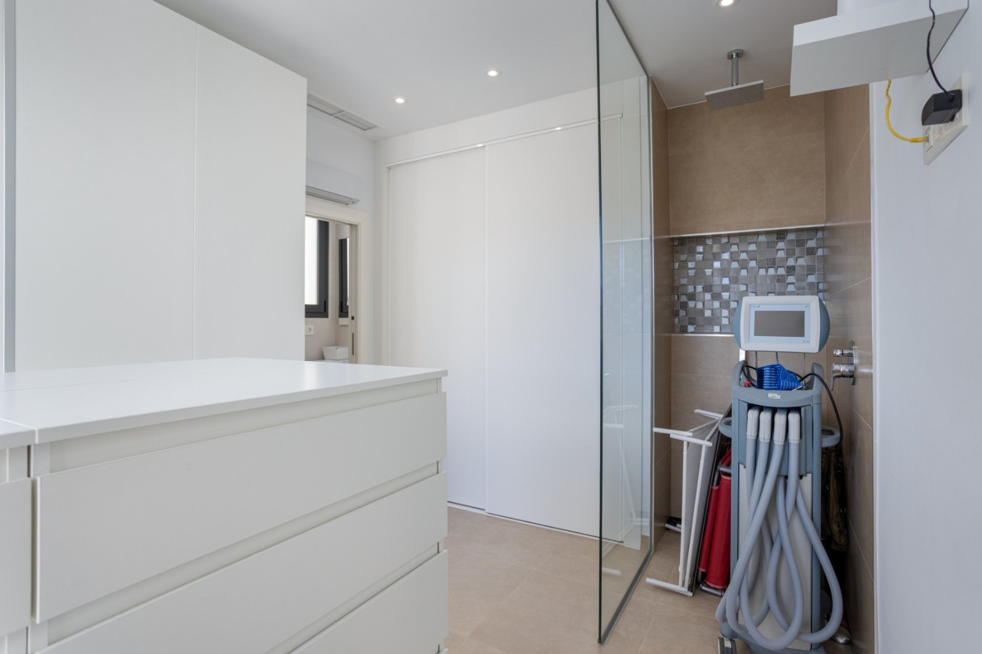 Resale - Town House -
Benijofar