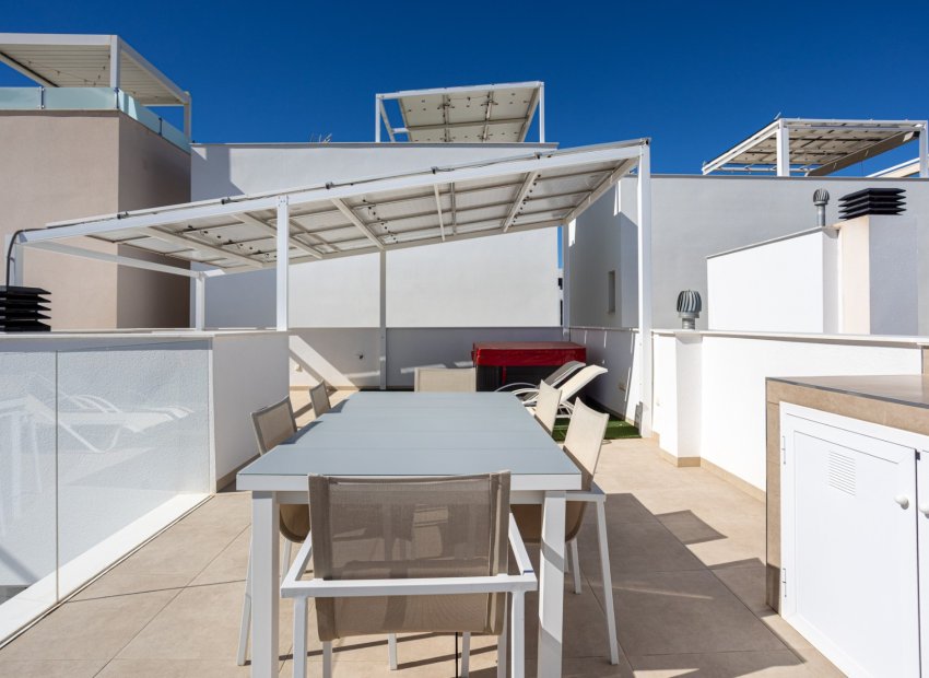 Resale - Town House -
Benijofar