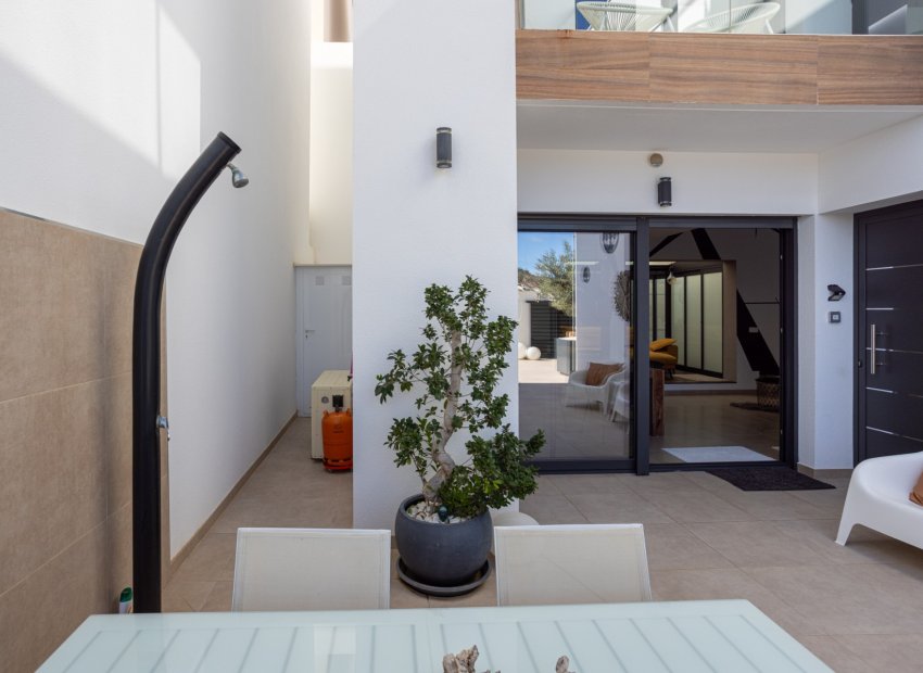 Resale - Town House -
Benijofar