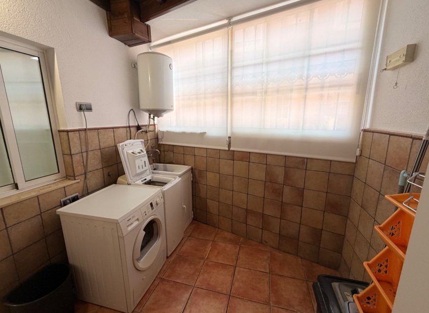 Resale - Town House -
Catral - pueblo