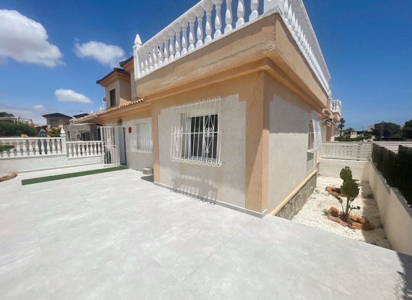 Resale - Town House -
Ciudad Quesada - Rojales - La Marquesa Golf