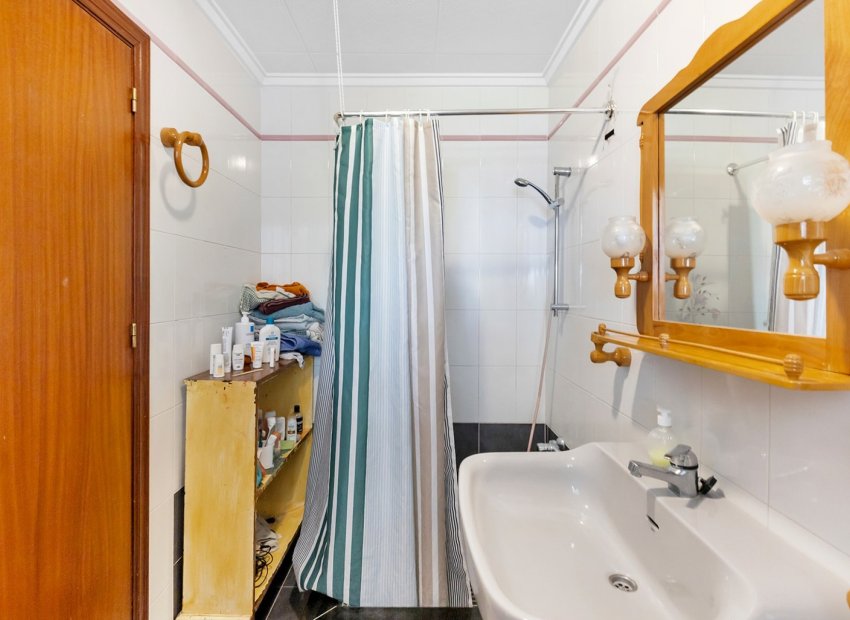 Resale - Town House -
La Mata - Playa