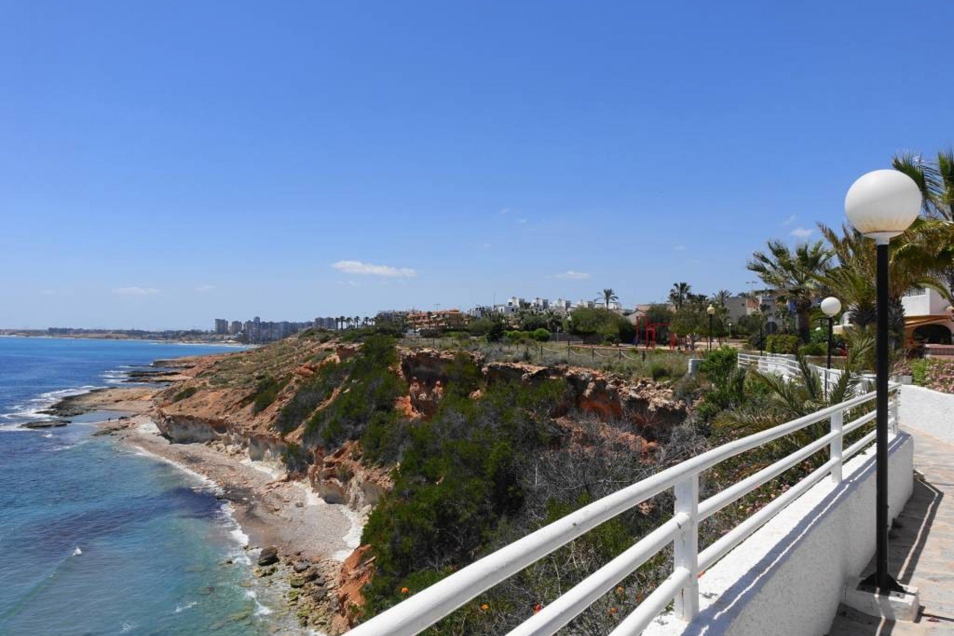 Resale - Town House -
Orihuela Costa - Lomas de Cabo Roig