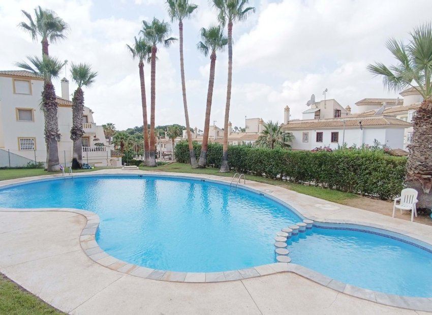 Resale - Town House -
Orihuela Costa - Villamartín