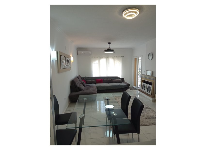 Resale - Town House -
Orihuela Costa - Villamartín