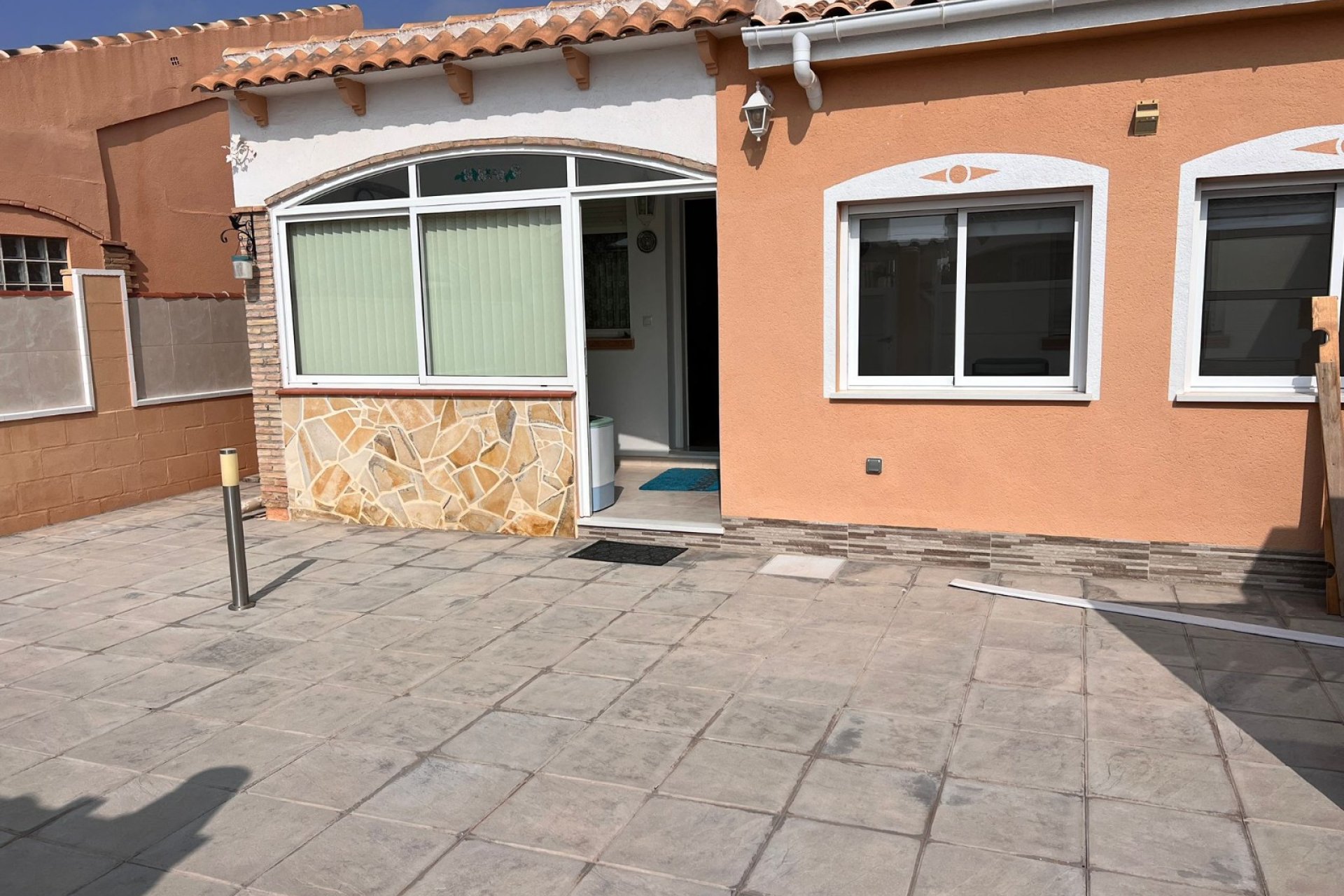 Resale - Town House -
Torrevieja