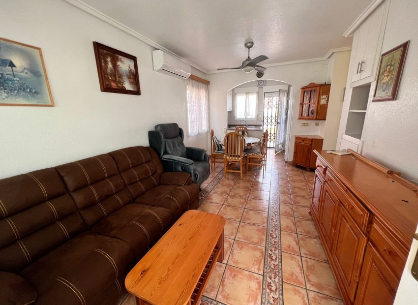 Resale - Town House -
Torrevieja