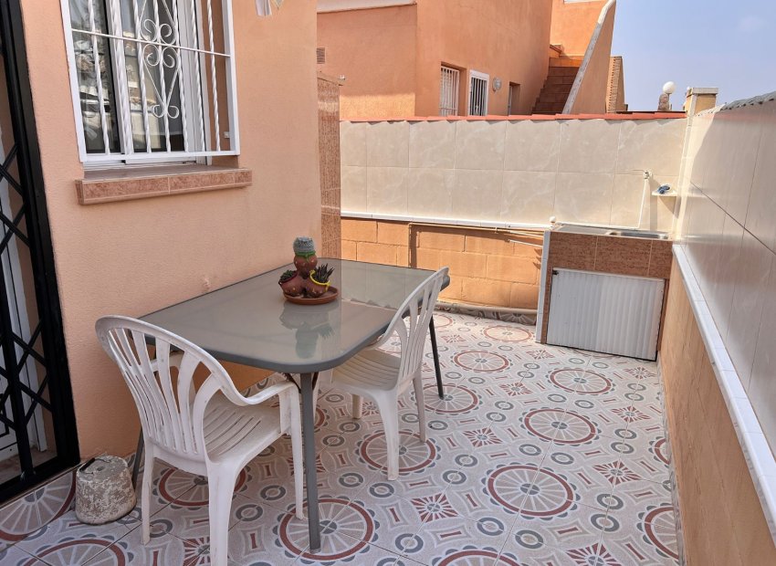 Resale - Town House -
Torrevieja