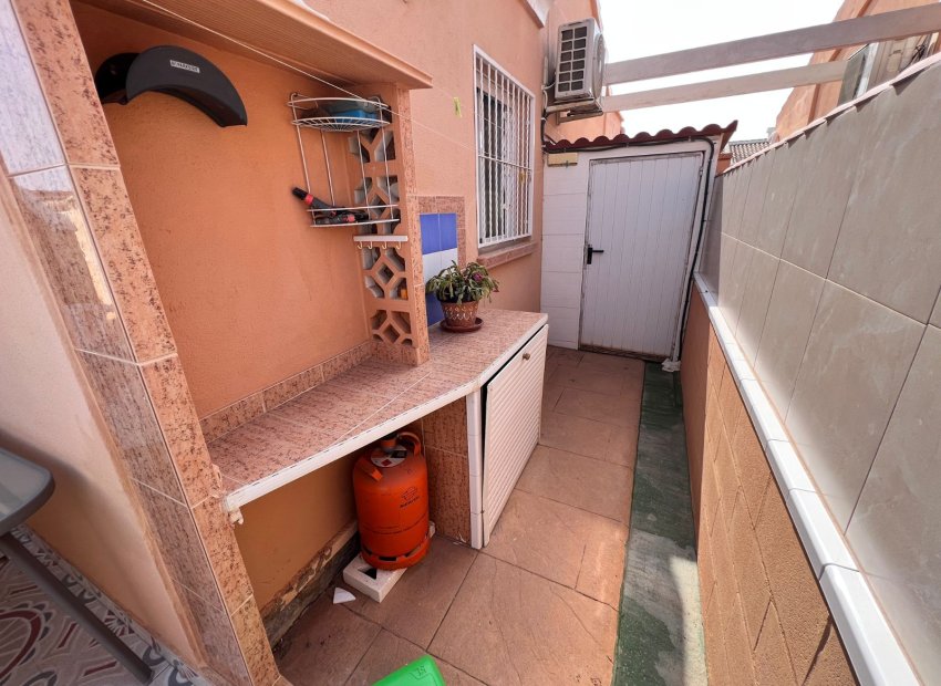 Resale - Town House -
Torrevieja