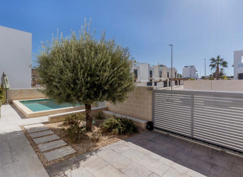 Resale - Villa -
Benijofar