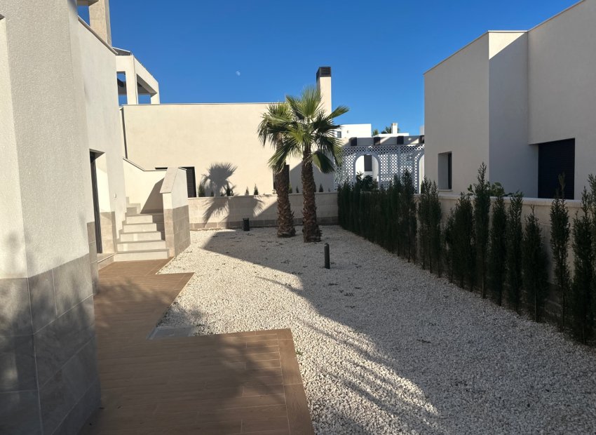 Resale - Villa -
Ciudad Quesada - Rojales - Doña Pepa