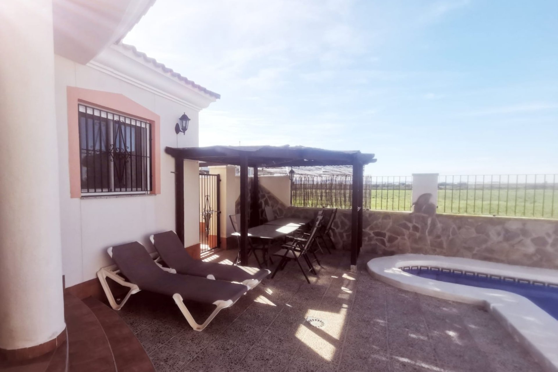 Resale - Villa -
Los Alcazares - Town