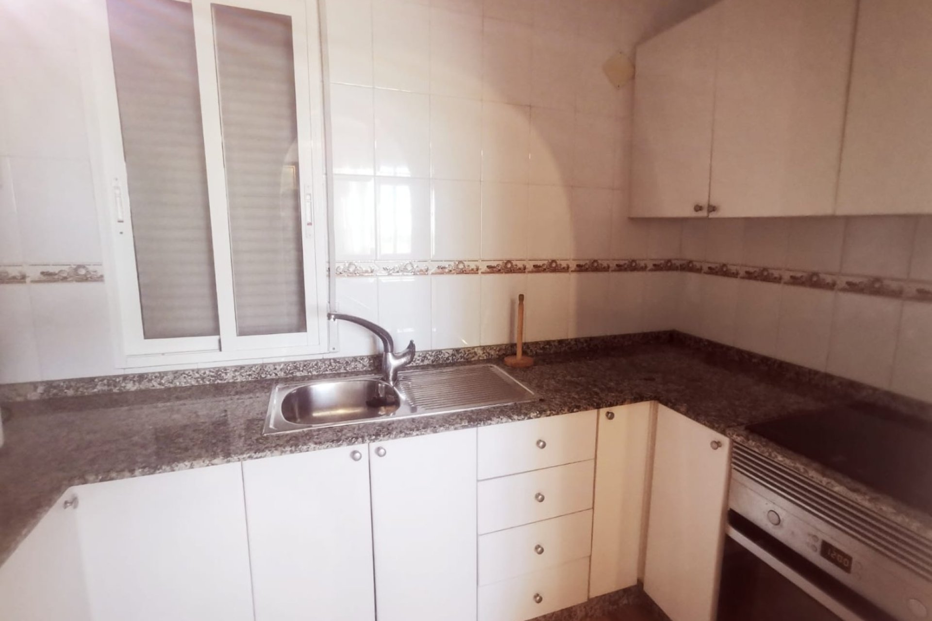 Resale - Villa -
Los Alcazares - Town