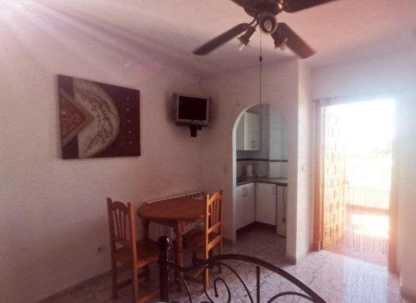 Resale - Villa -
Los Alcazares - Town