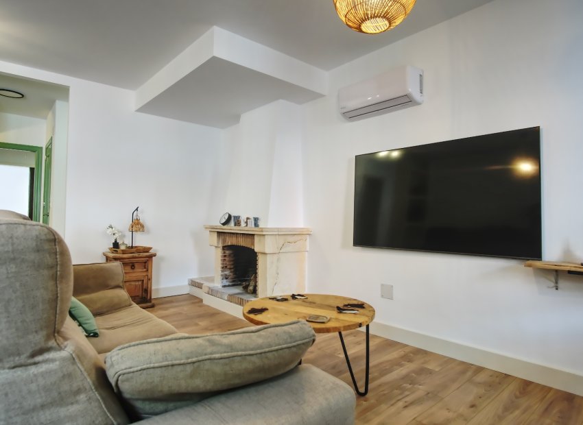 Reventa - 4. Semi-detached villa -
Orihuela Costa - Costa Blanca South