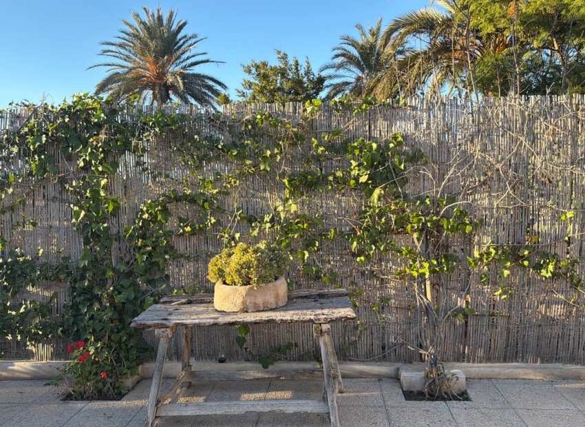 Reventa - Adosado -
Dolores