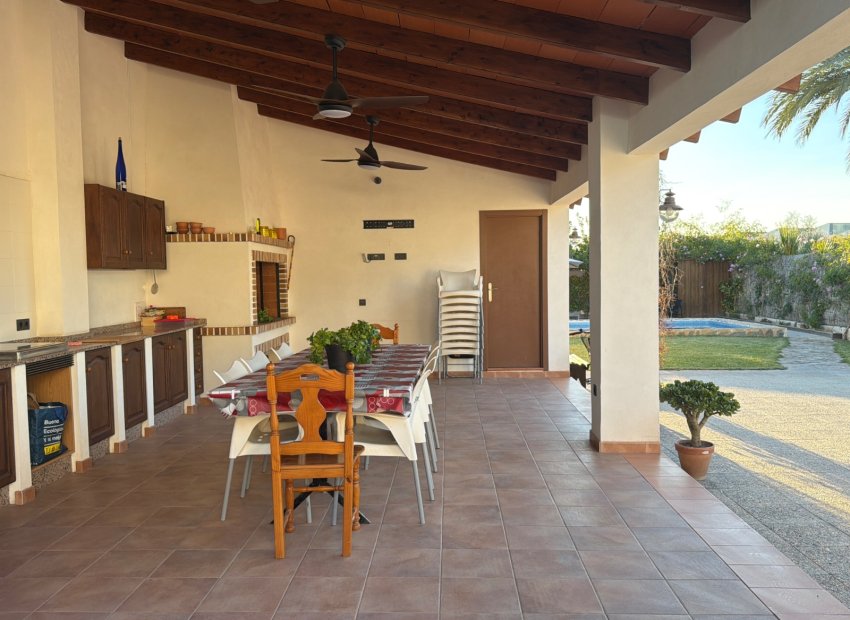 Reventa - Adosado -
Dolores