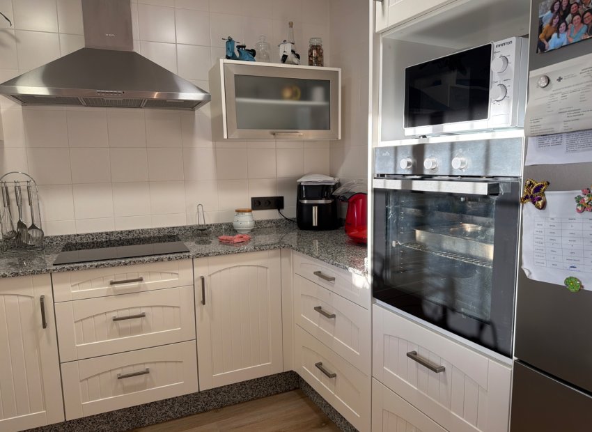 Reventa - Adosado -
Dolores