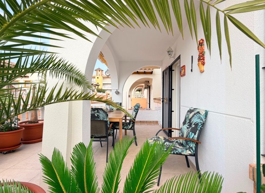 Reventa - Adosado -
Lomas de Cabo Roig - Orihuela Costa