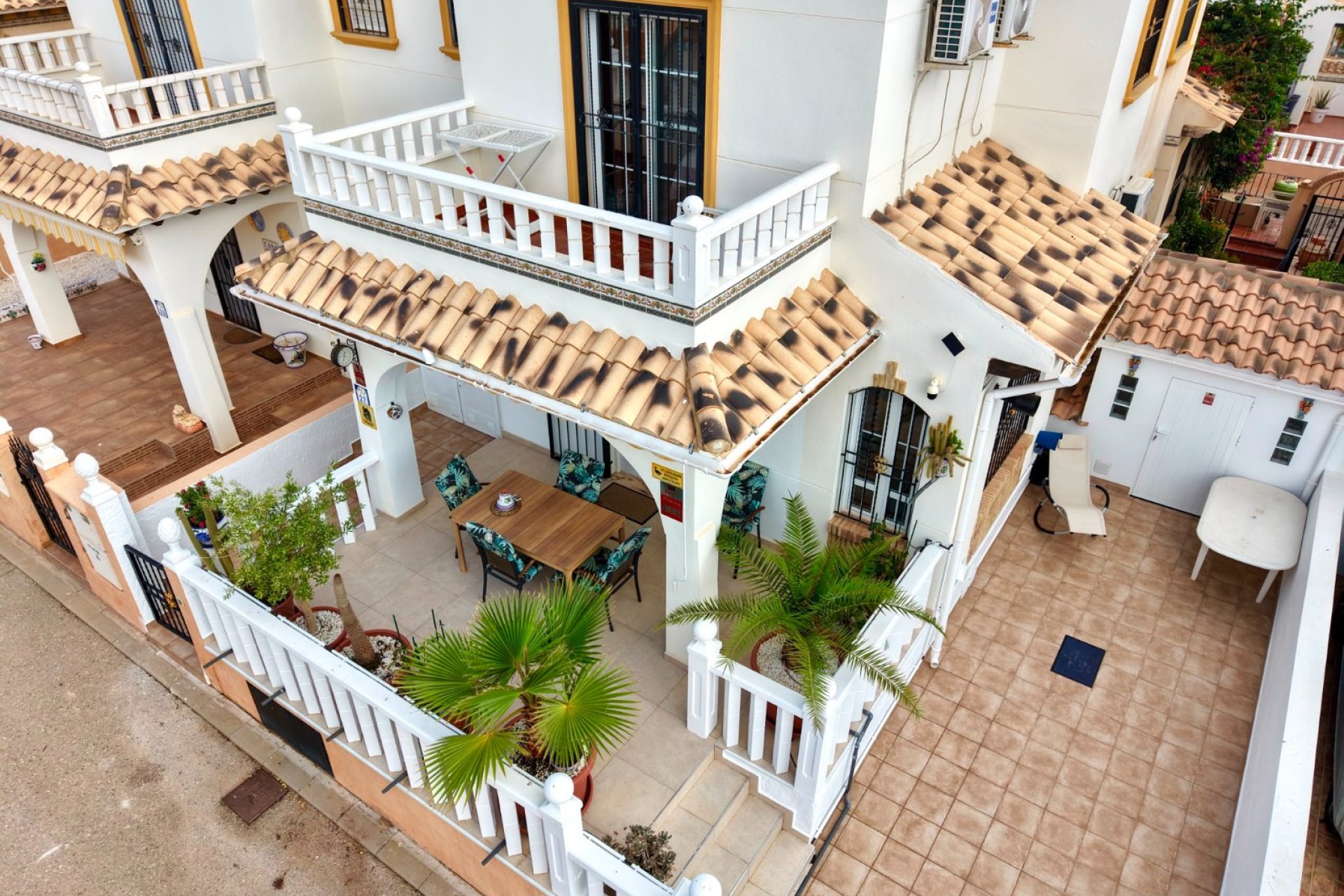 Reventa - Adosado -
Lomas de Cabo Roig - Orihuela Costa