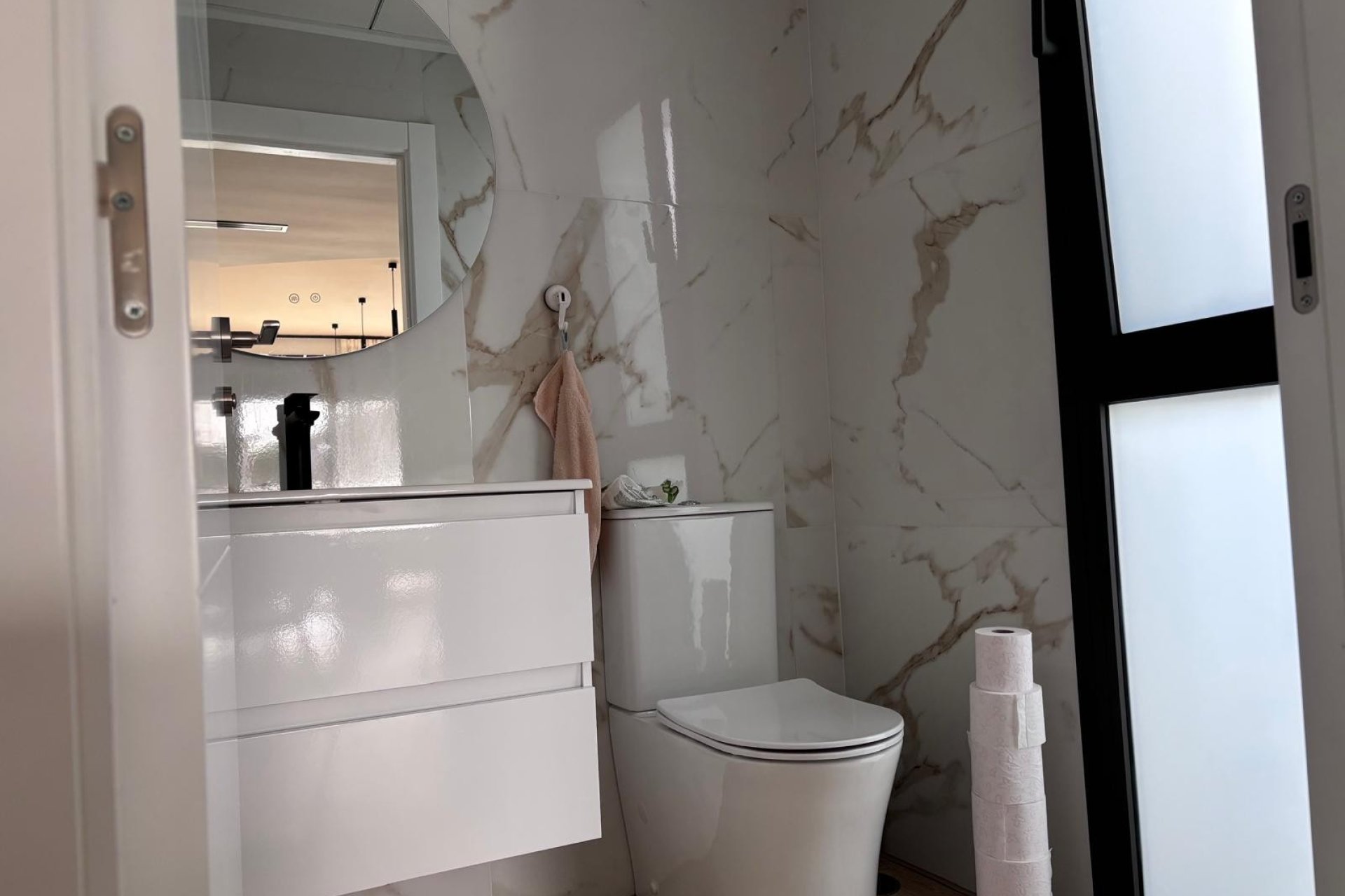 Reventa - Adosado -
Los Montesinos - La Herada