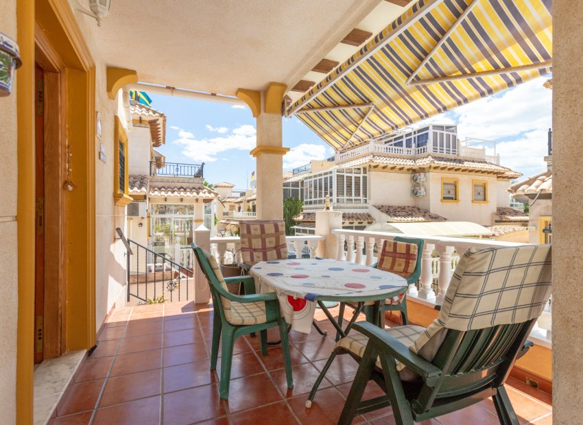 Reventa - Adosado -
Orihuela Costa - La Zenia